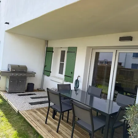 T3 Avec Jardin A 5min De La 4 6 Pers A La Cotiniere